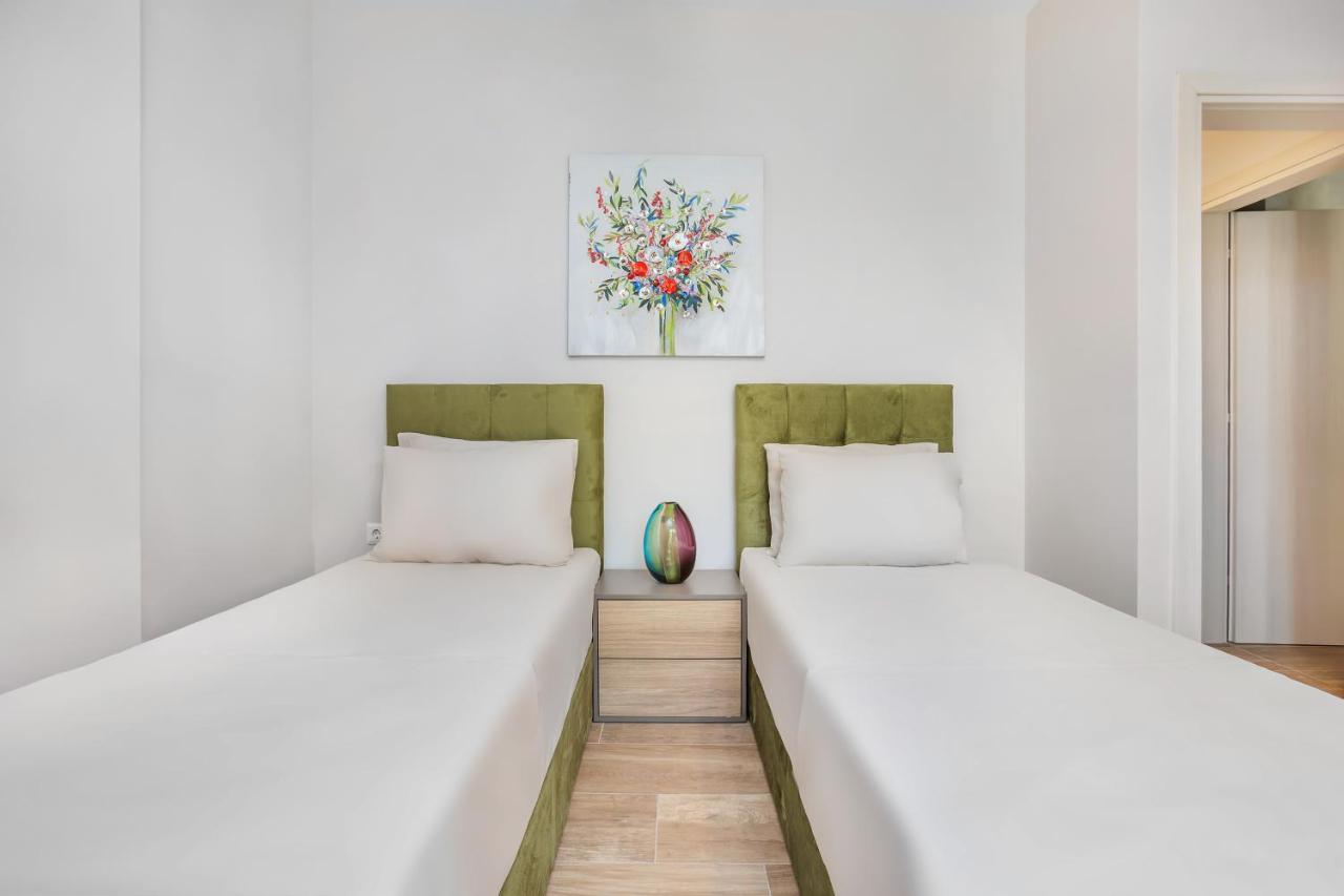 Epta Villas Luxury Redefined Ajía Paraszkeví Kültér fotó