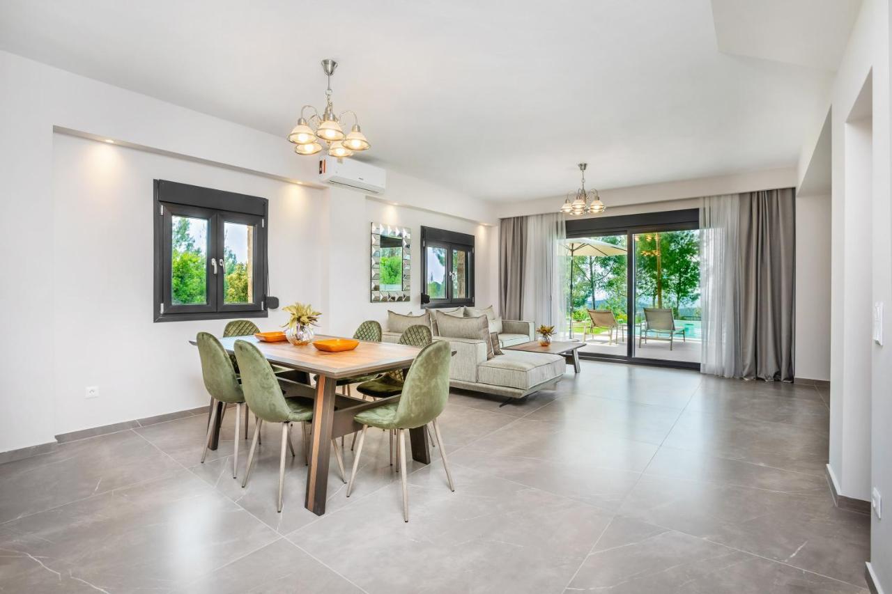 Epta Villas Luxury Redefined Ajía Paraszkeví Kültér fotó